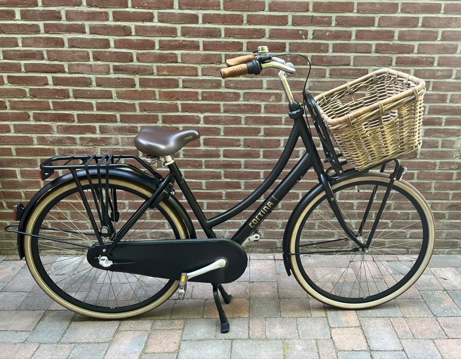 Stevige Cortina U4 transport 3 versn. black edition  28 inch, Terugtraprem, Versnellingen, Zo goed als nieuw, 50 tot 53 cm