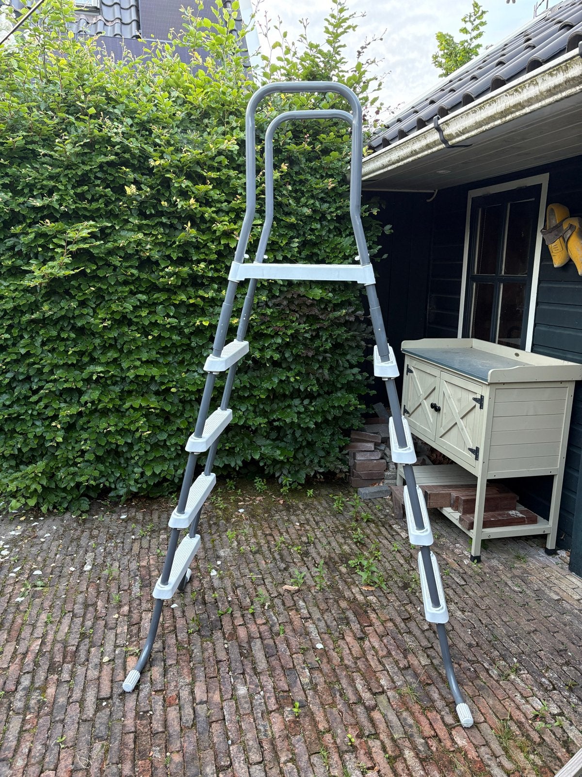 Zwembad ladder 5 treden, Tuin en Terras, Ophalen, Zo goed als nieuw, Ladder