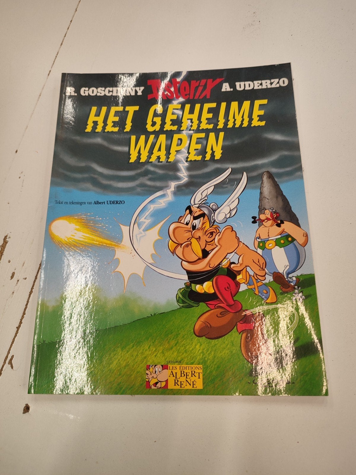Asterix: Het Geheime Wapen - Stripboek, Eén stripboek, Ophalen of Verzenden, Zo goed als nieuw