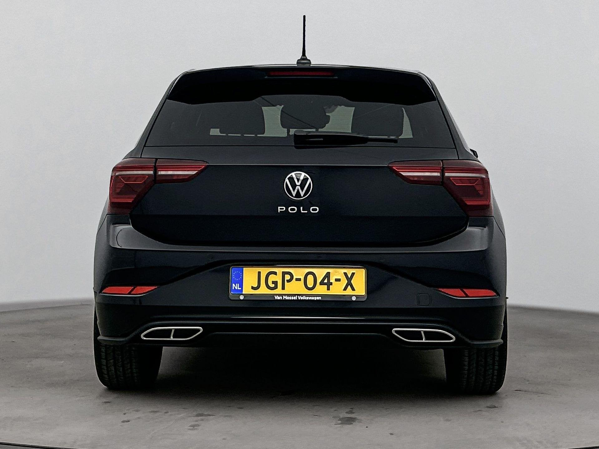 Volkswagen Polo 1.0 TSI R-Line Edition | 18 Inch Zwarte Velg, Auto's, 12 maanden, Stof, Automatische klimaatregeling, Euro 6
