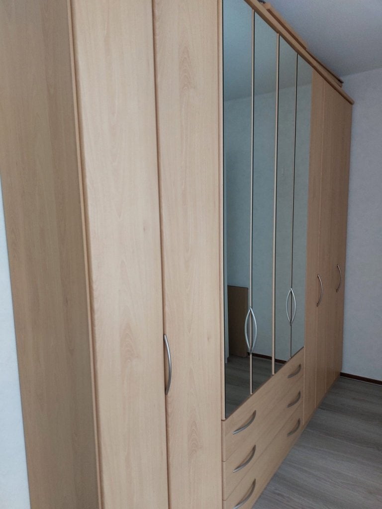 Kast met schuifdeuren, 200 cm of meer, Zo goed als nieuw, 200 cm of meer, 25 tot 50 cm