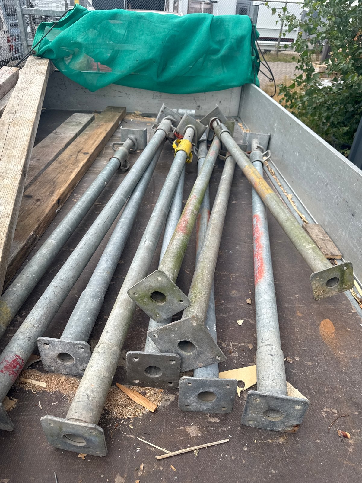 +-85 st Stempels / Stutten - Max 3,40 m hoog, Doe-het-zelf en Verbouw, Ophalen, Gebruikt, Overige typen, 2 tot 5 meter