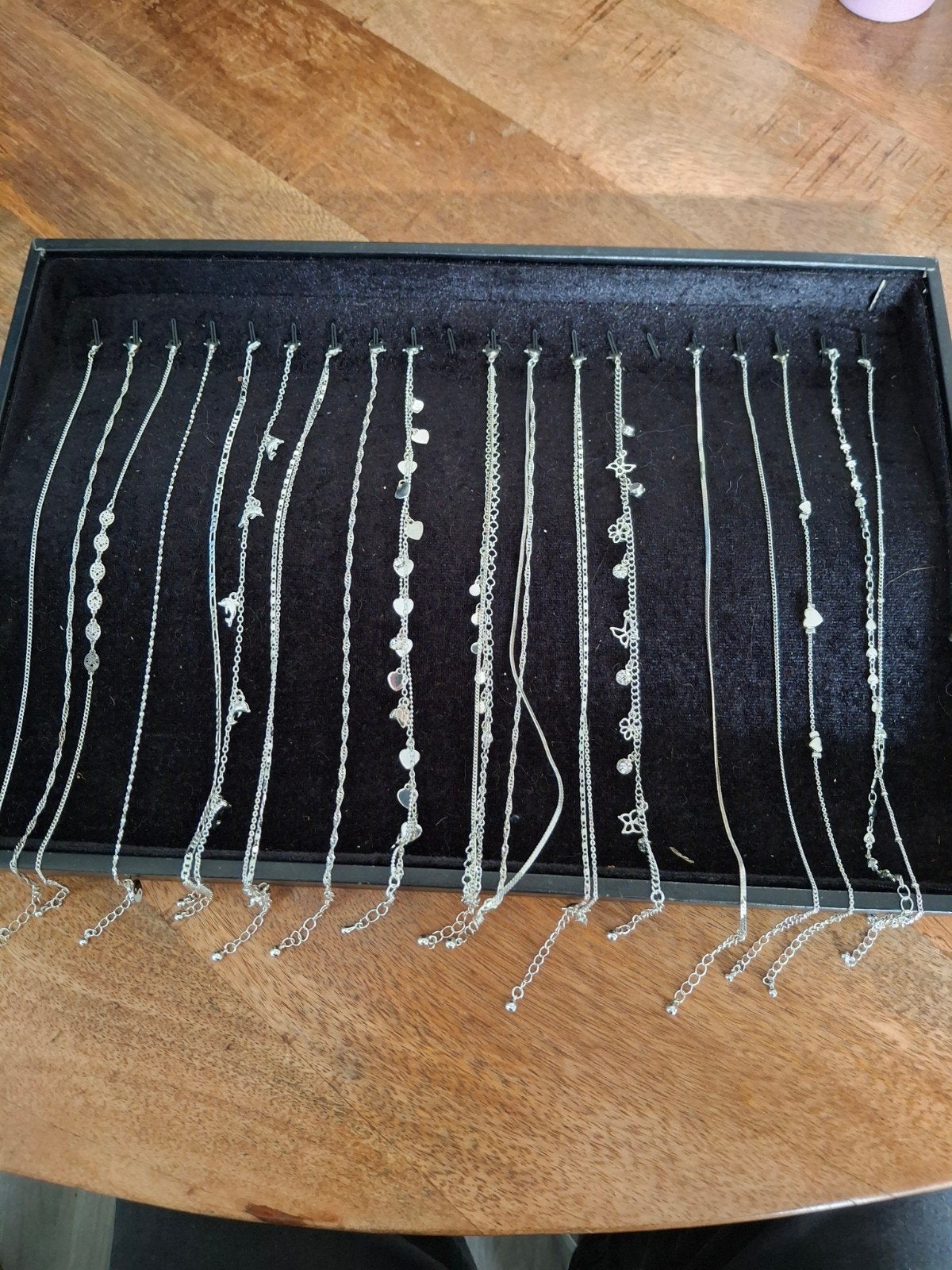 Partij enkelbandjes 18 stuks met display., Ophalen of Verzenden, Nieuw, Overige materialen, Met bedels of kralen