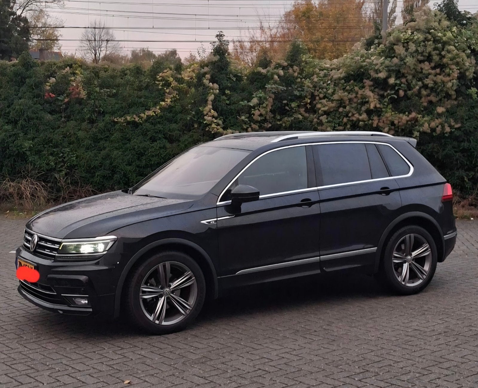 Volkswagen Tiguan 1.5  R line TSI ACT 150pk DSG 2019 Zwart, 1498 cc, 4 cilinders, Zwart, Origineel Nederlands