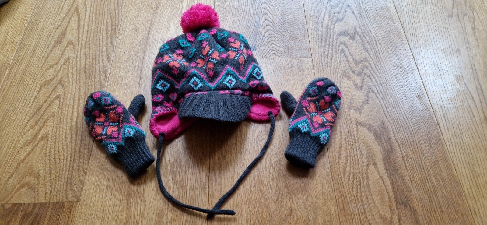 Muts en handschoenen, Kinderen en Baby's, Ophalen of Verzenden, Zo goed als nieuw, Meisje, Setje