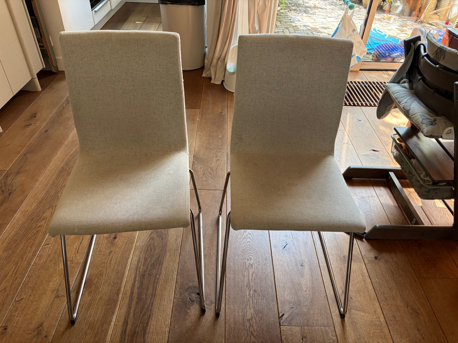 Gratis af te halen: Ikea Volfgang stoelen, Huis en Inrichting, Stoelen, Ophalen, Gebruikt, Twee, Overige kleuren