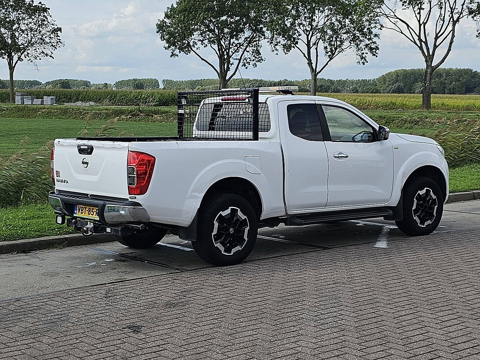 NISSAN NAVARA 2.3 4wd 4x4 160pk nap, Gebruikt, Navigatiesysteem, Bedrijf, Vierwielaandrijving