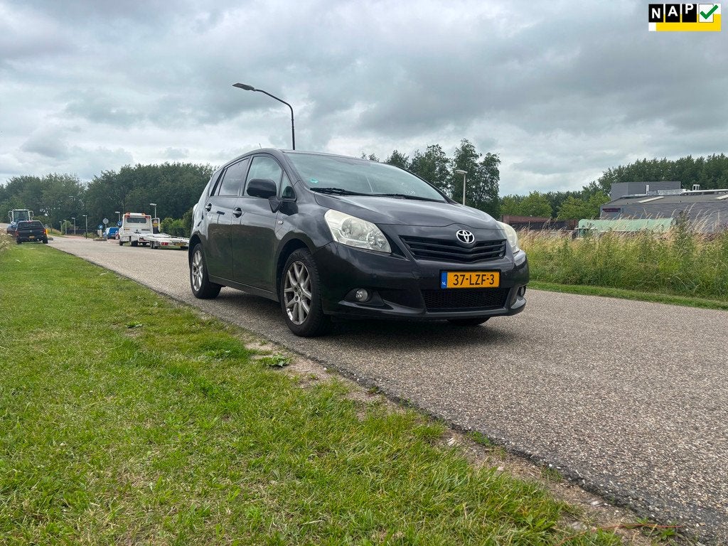Toyota Verso 1.8 VVT-i Dynamic Business 7p., Auto's, Toyota, Bedrijf, Te koop, Verso, ABS, Achteruitrijcamera, Airbags, Airconditioning