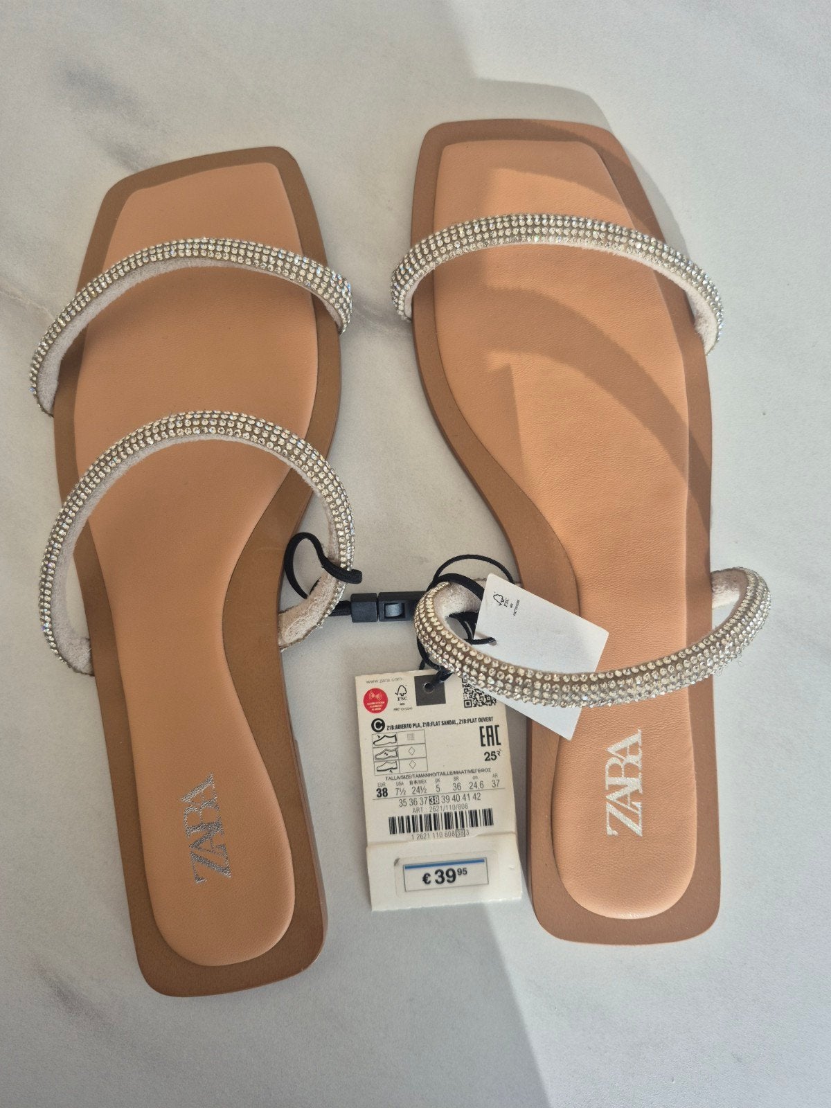 Zara Platte Sandalen met Strass -maat 38, Ophalen, Overige kleuren, Zara, Nieuw