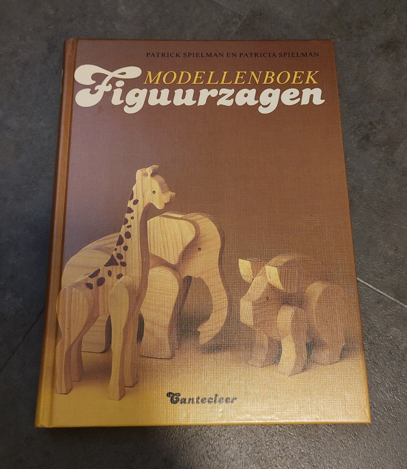 Modellenboek Figuurzagen – Patrick & Patricia Spielman, Patrick & Patricia Spielman, Houtbewerking, Ophalen of Verzenden, Zo goed als nieuw