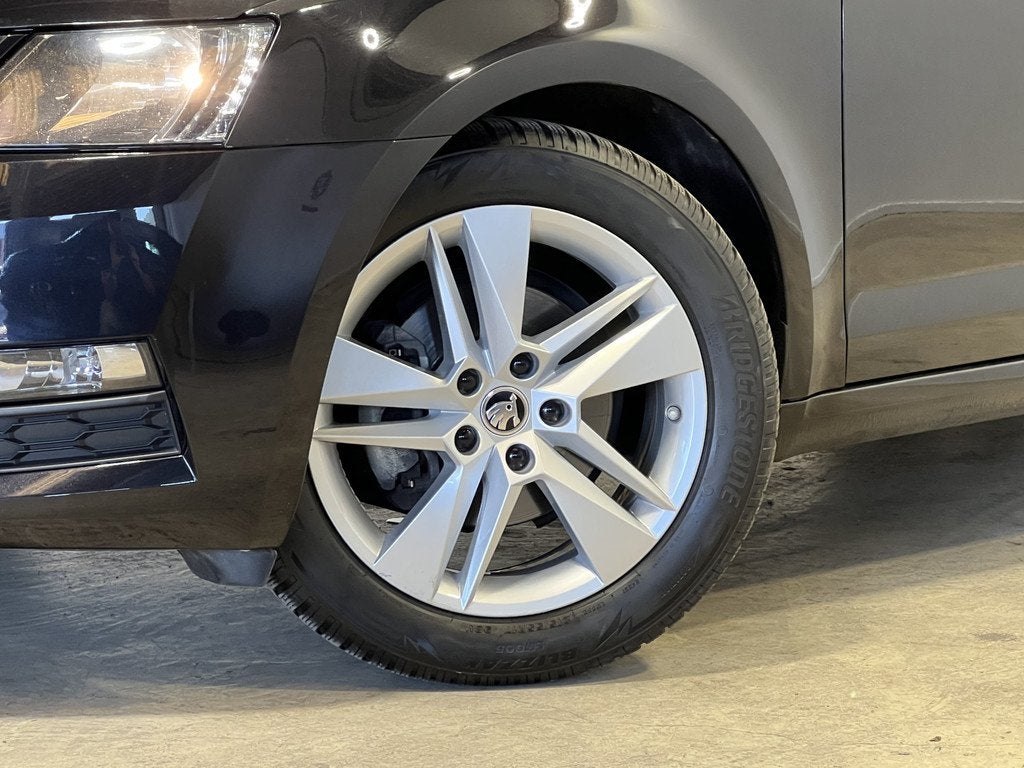 Skoda Octavia Combi 1.0 TSI Greentech Sport Business | Navig, Stof, Gebruikt, Parkeersensor, 116 pk