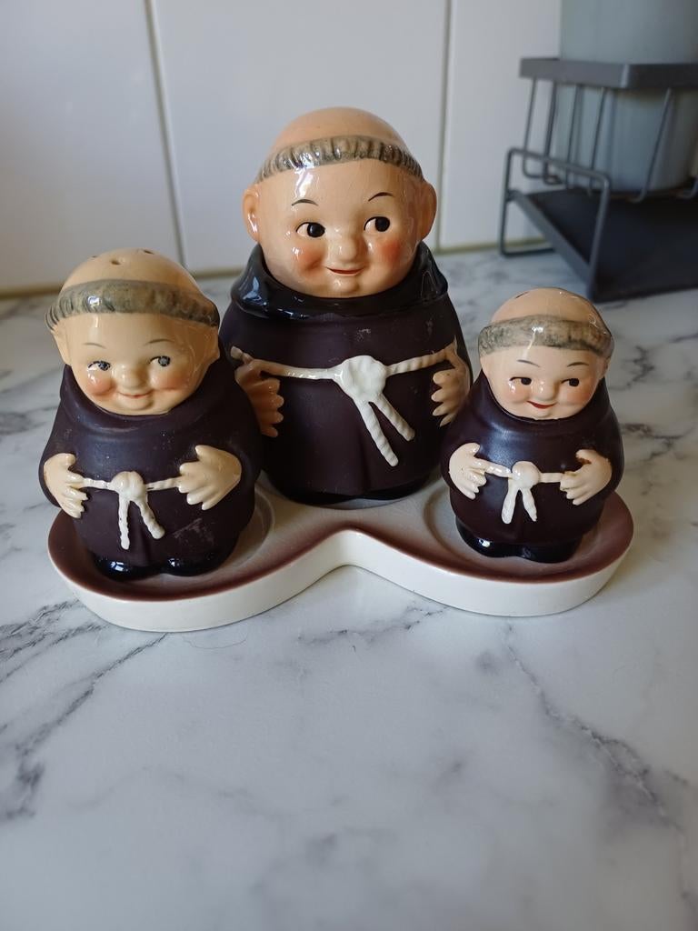 Goebel jaren 50 setje monniken Peper&zout azijn., Ophalen, Zo goed als nieuw, Mens