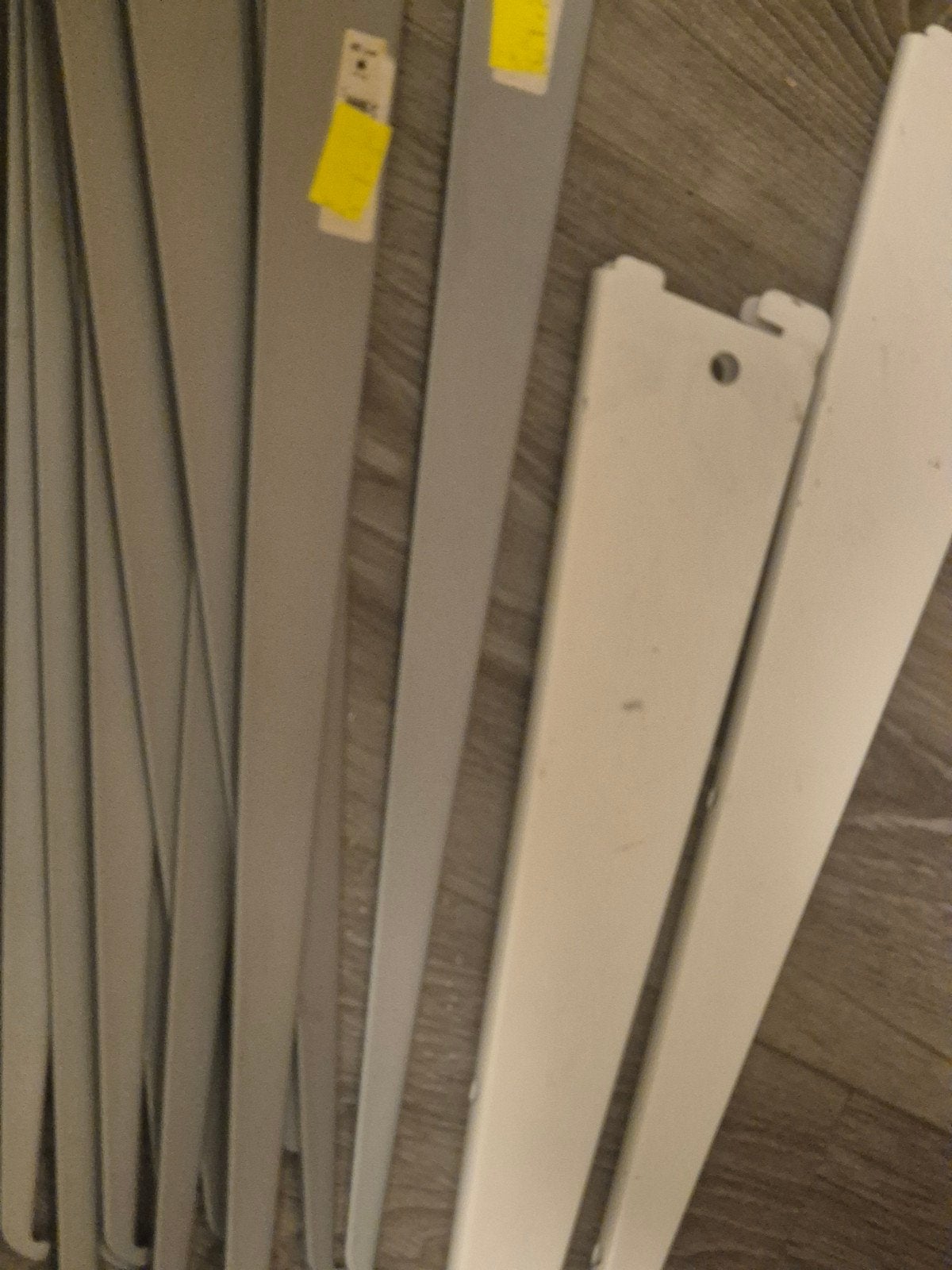 Diverse plankdragers en rails voor wandplanken, Ophalen, Zo goed als nieuw