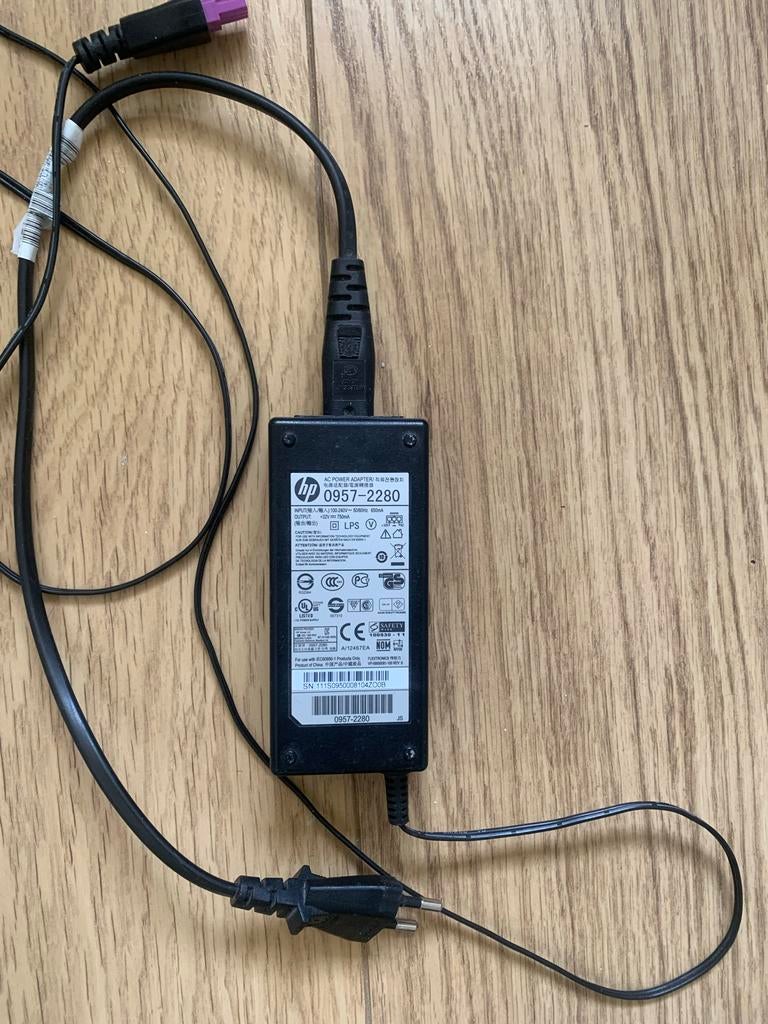 HP AC Power Adapter 0957-2280 - 32V 750mA, Ophalen of Verzenden, Gebruikt