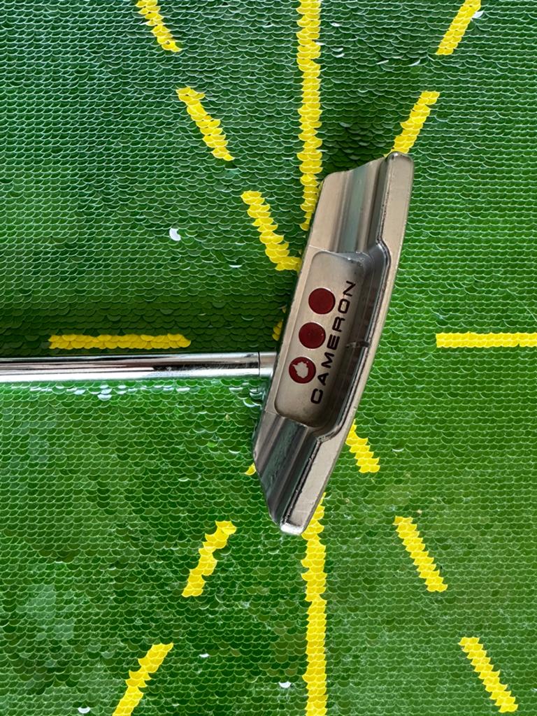 Scotty Cameron Studio Select Newport 2.6–34”, unieke putter, Sport en Fitness, Golf, Ophalen of Verzenden, Club
