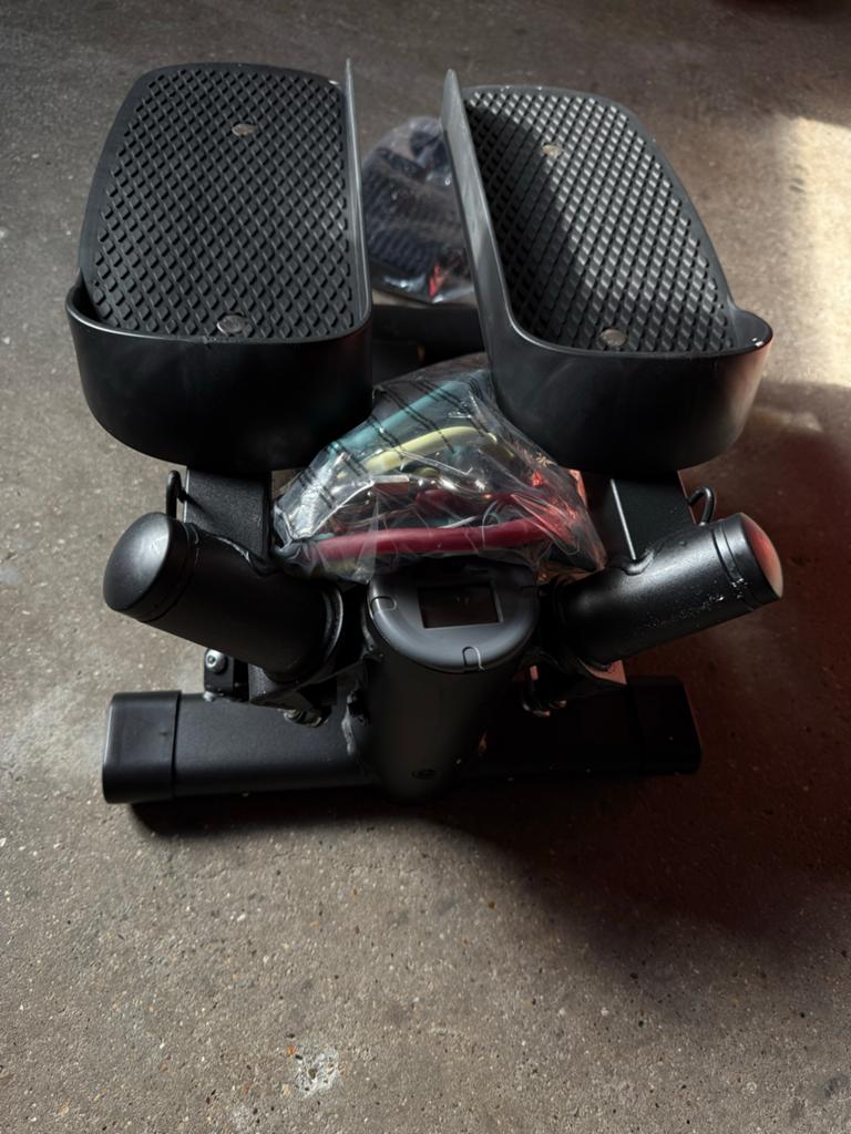 Nieuwe Crivit Swing Stepper met weerstandsbanden, Stepapparaat, Ophalen of Verzenden, Metaal, Armen