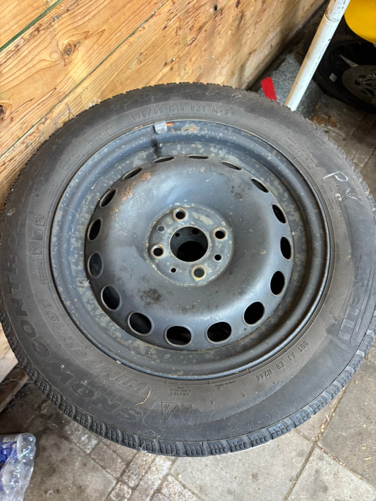 Set winterbanden op velg voor fiat 500, Ophalen, Gebruikt