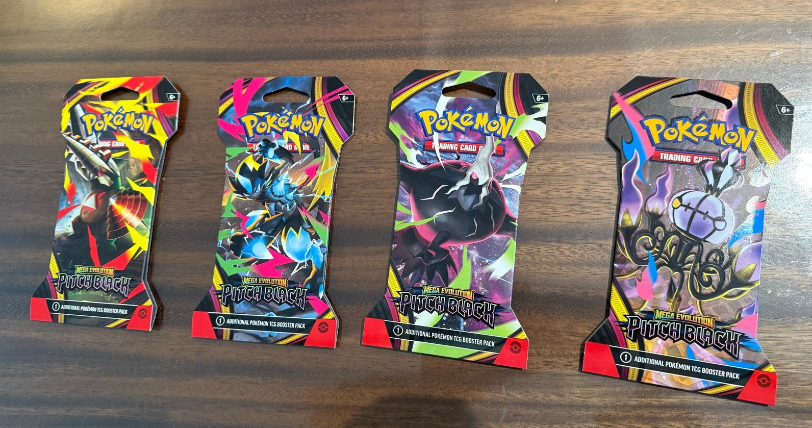 4x Pitch Black Sleeved Booster (engels, art set), Ophalen of Verzenden, Nieuw, Booster