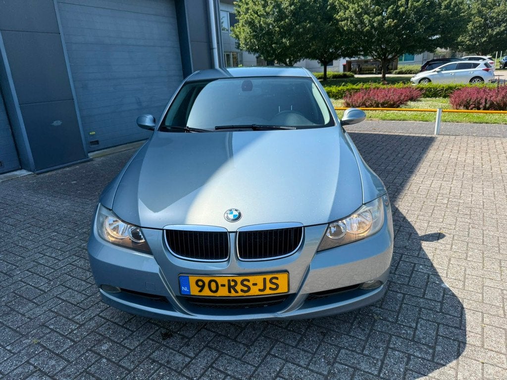 BMW 3-serie 320d Dynamic Executive 2005 Automaat, Auto's, Automaat, 745 kg, Zwart, 4 cilinders