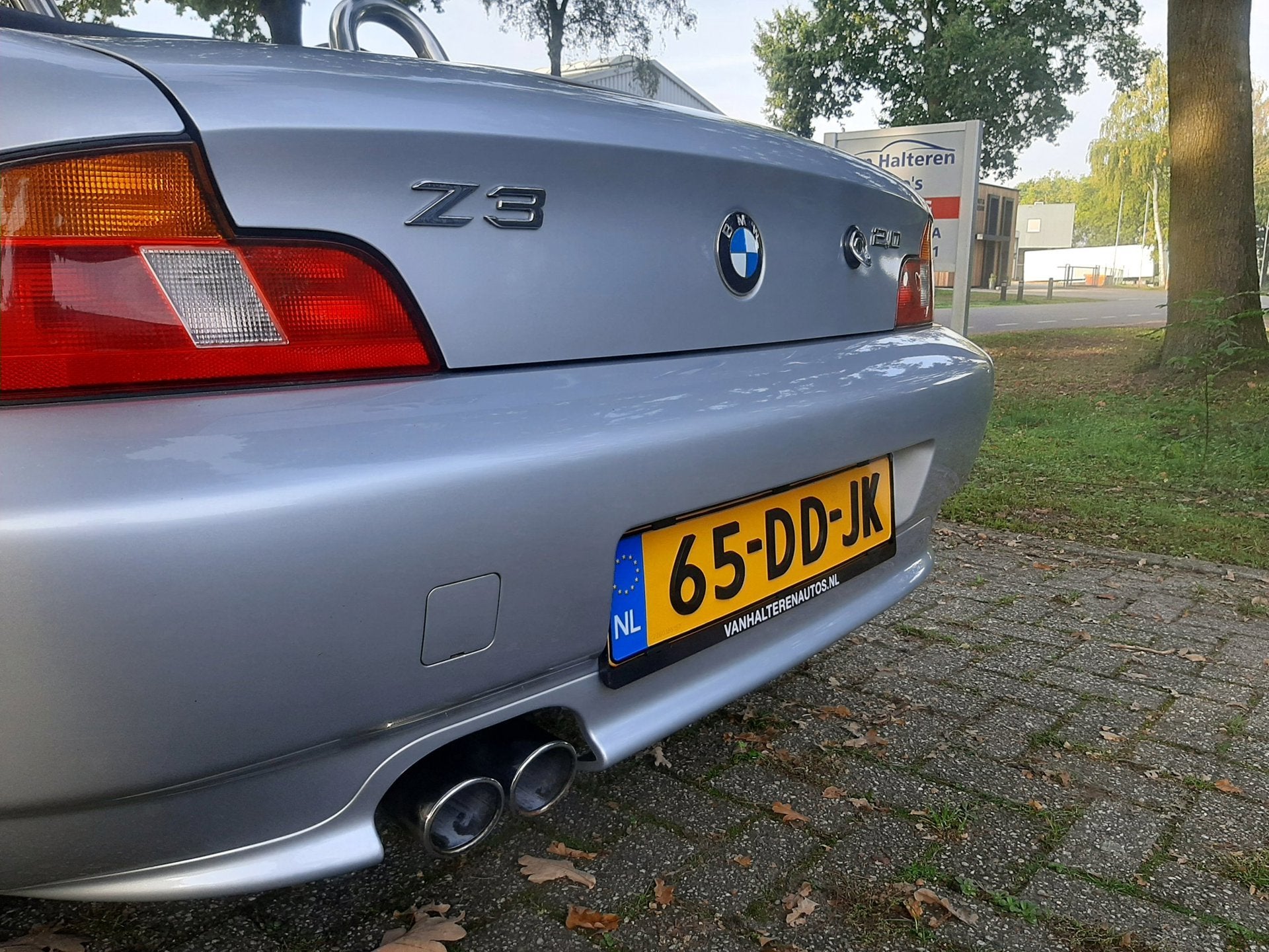 Foto 19 van BMW Z3 Roadster 2.0 S 6-Cilinder Airco Leder 17 Inch M-Velg