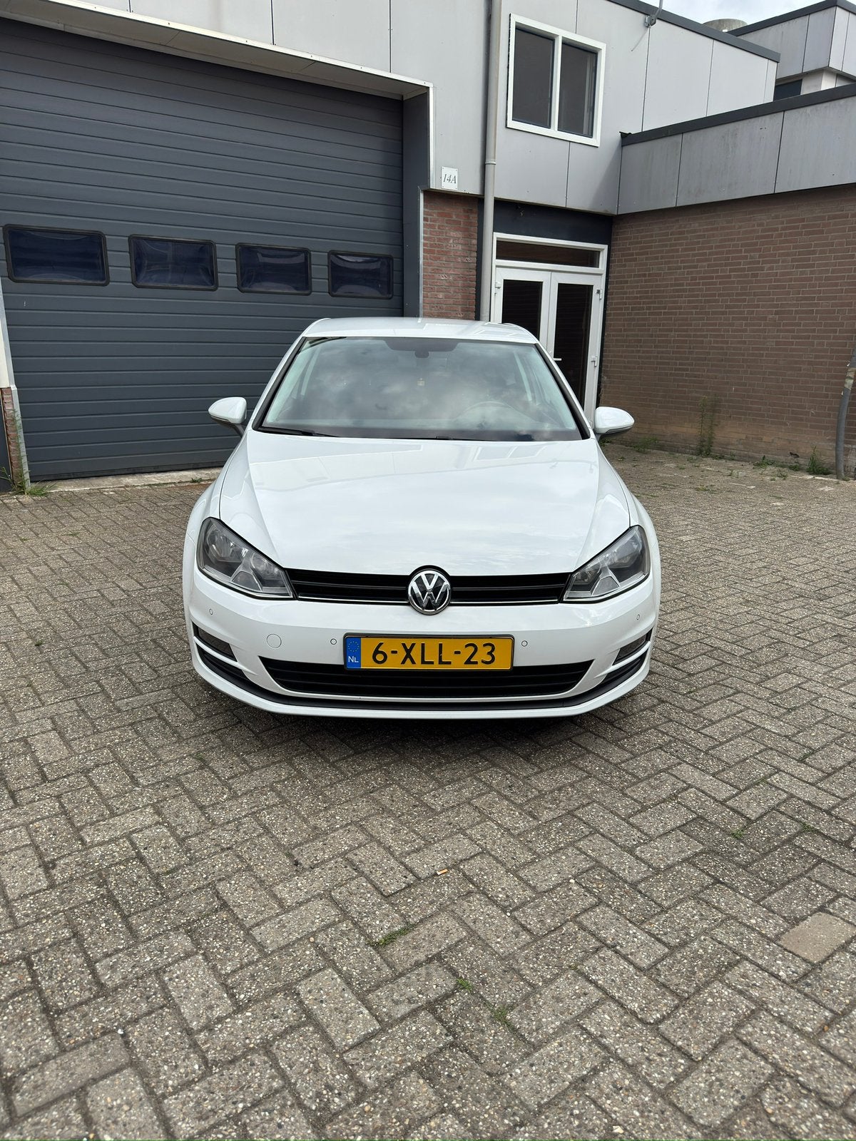 Volkswagen Golf 7 1.2 140PK TSI 2014 Wit Zeer nette staat, Auto's, Voorwielaandrijving, Stof, Zwart, 4 cilinders