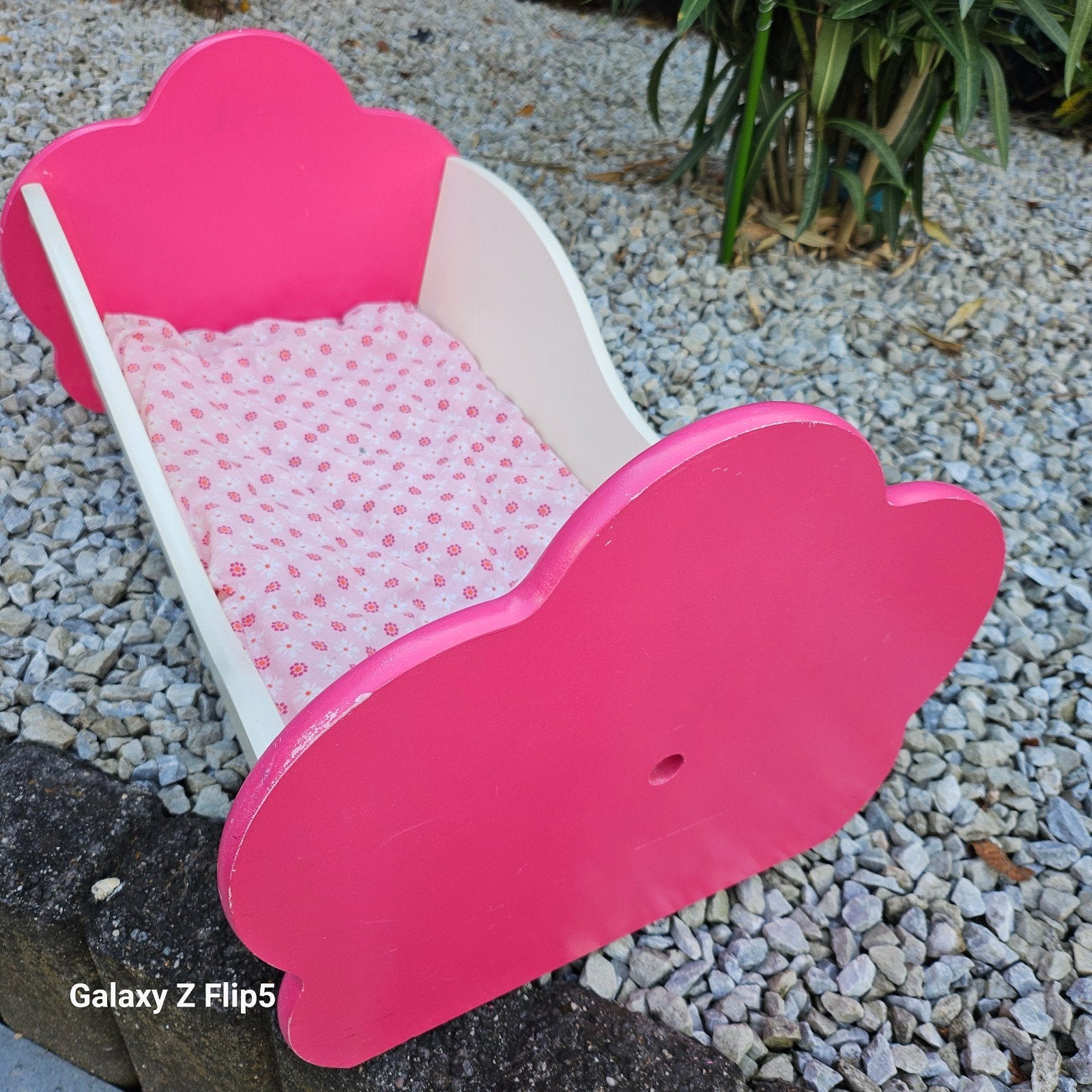 Roze poppenbedje met matrasje, Ophalen of Verzenden, Gebruikt, Babypop