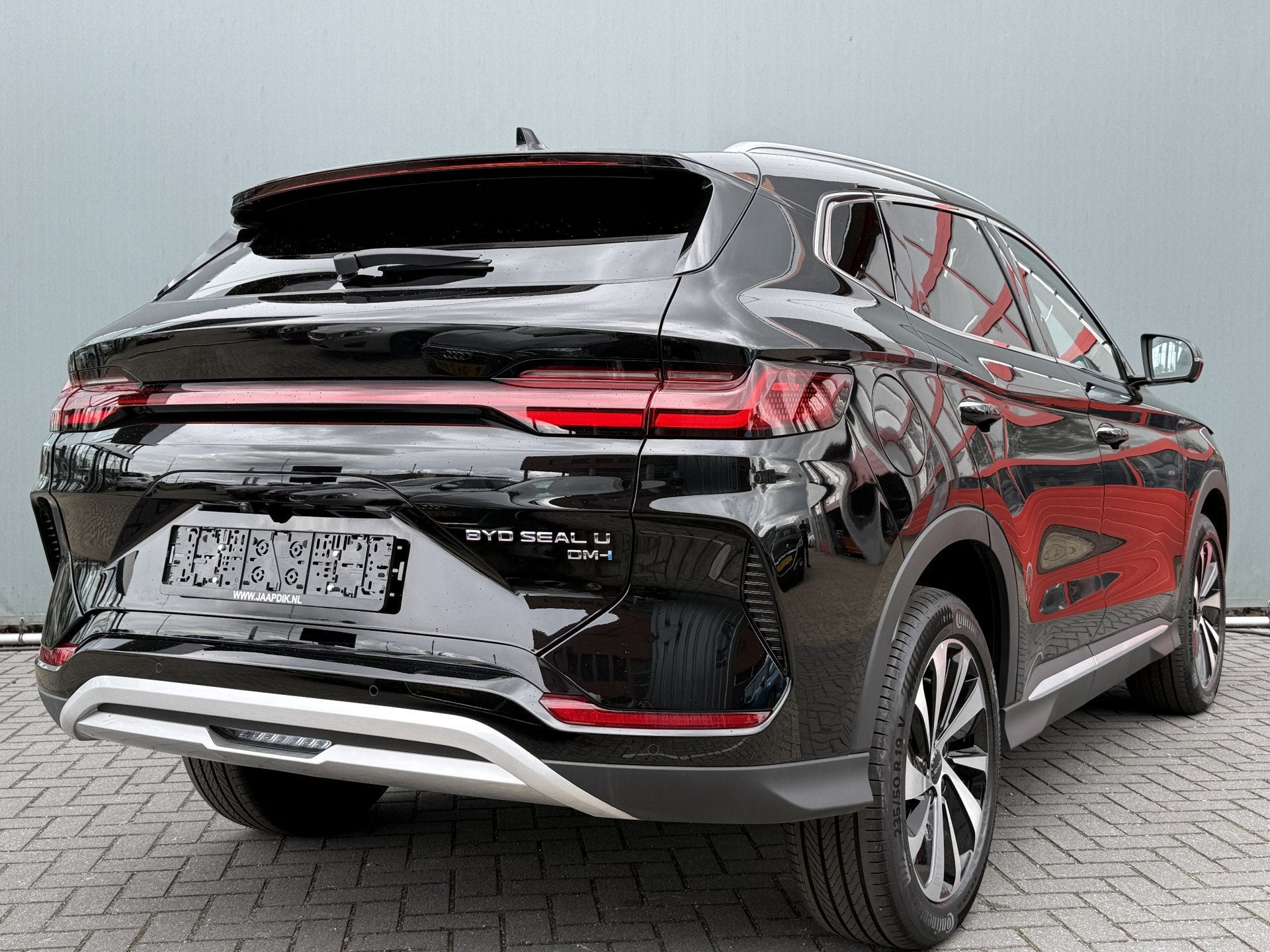 BYD SEAL U BWJ 2025 Boost PHEV 18KWH 218 PK AUTOMAAT | PANO, Auto's, Seal U, Gebruikt, Met garantie (alle), Zwart