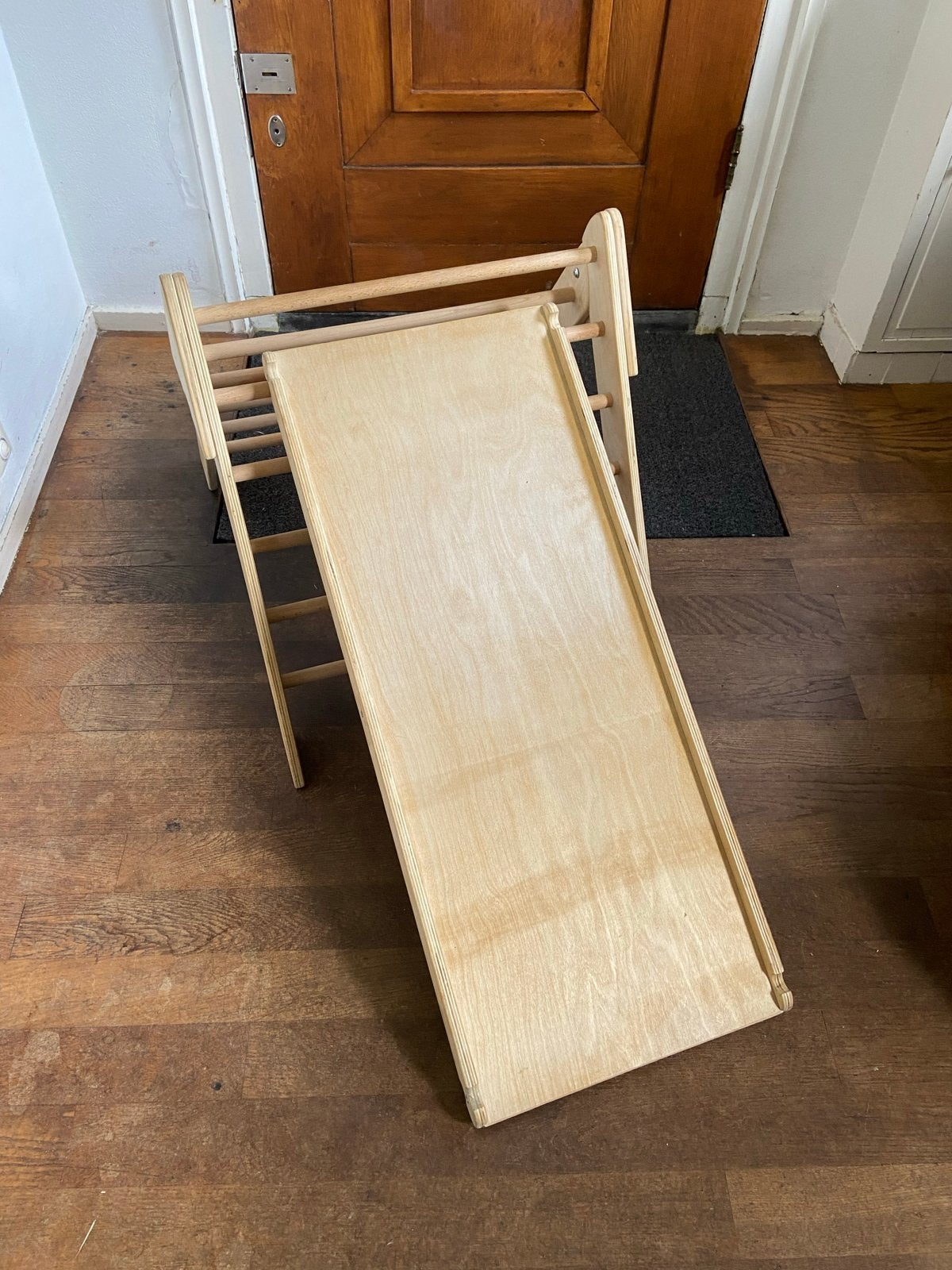 Houten Klimrek en Glijbaan/Klimwand voor Kinderen, Kinderen en Baby's, Ophalen of Verzenden, Zo goed als nieuw, Glijbaan