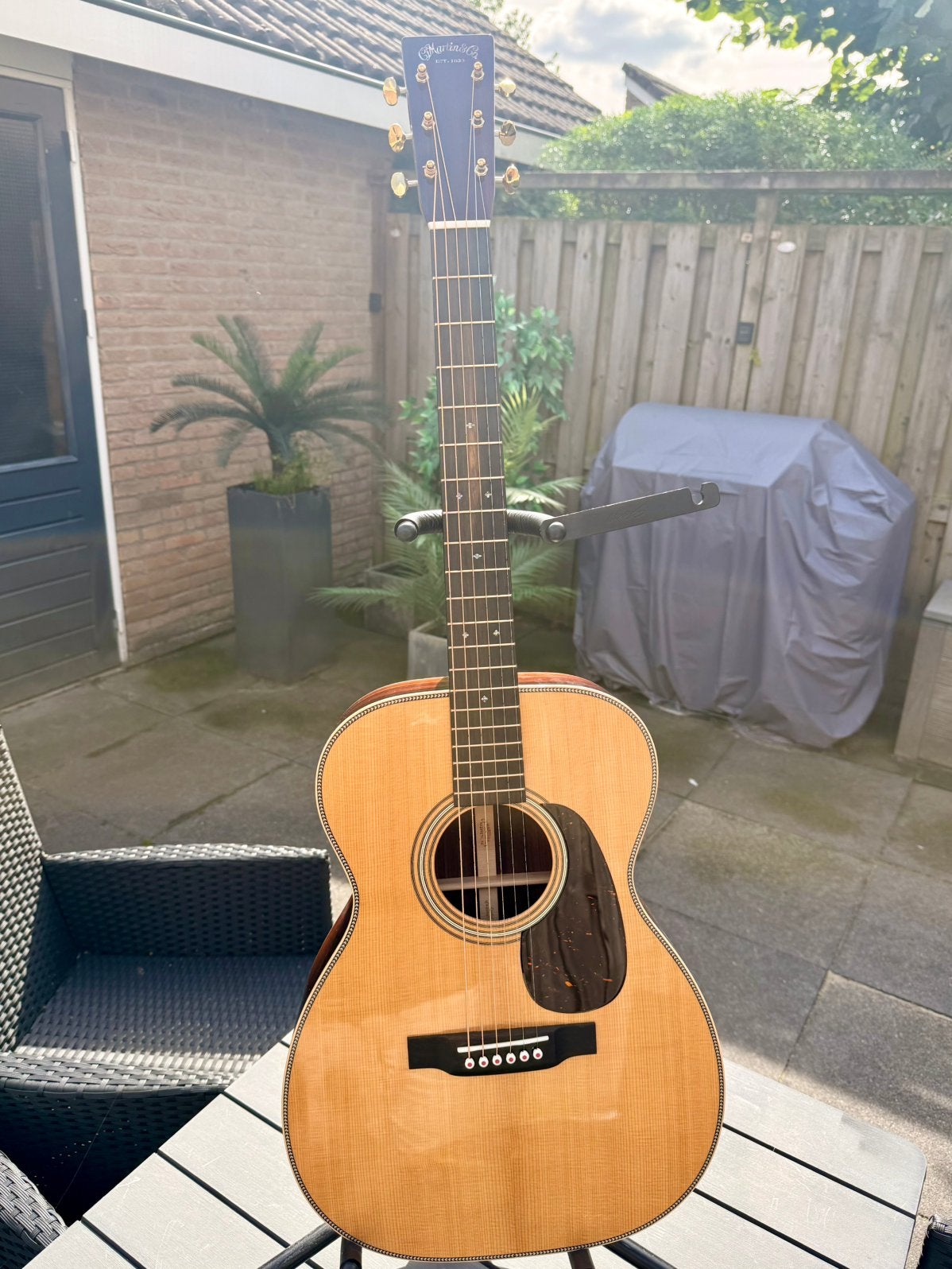 Martin 00-28 Modern Deluxe 2024 NIEUWSTAAT, Ophalen, Zo goed als nieuw, Western- of Steelstringgitaar