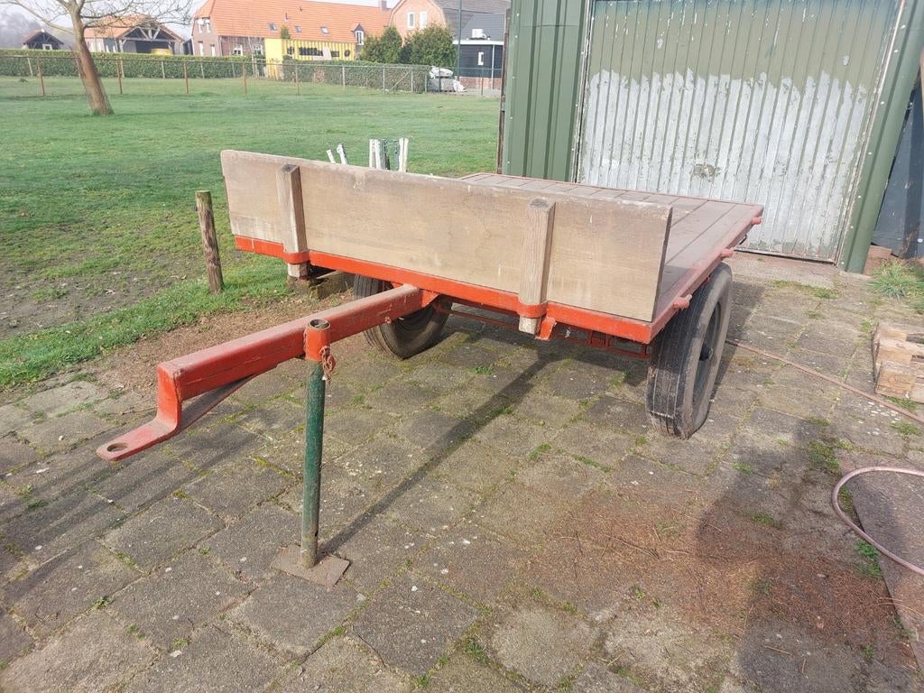 Stevige Plattewagen, Ophalen