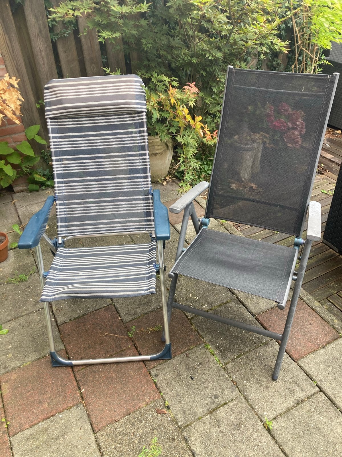 Twee verstelbare tuinstoelen, ideaal voor balkon/camping, Tuin en Terras, Tuinstoelen, Ophalen, Gebruikt, Metaal, Inklapbaar