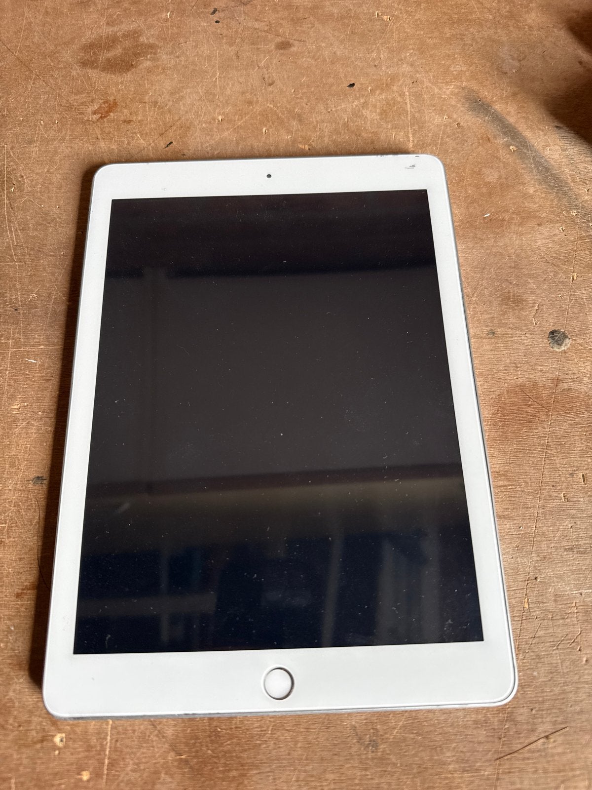 Defecte iPad na touchscreen vervanging, Computers en Software, Apple iPads, Ophalen, Niet werkend, Zilver, Apple iPad