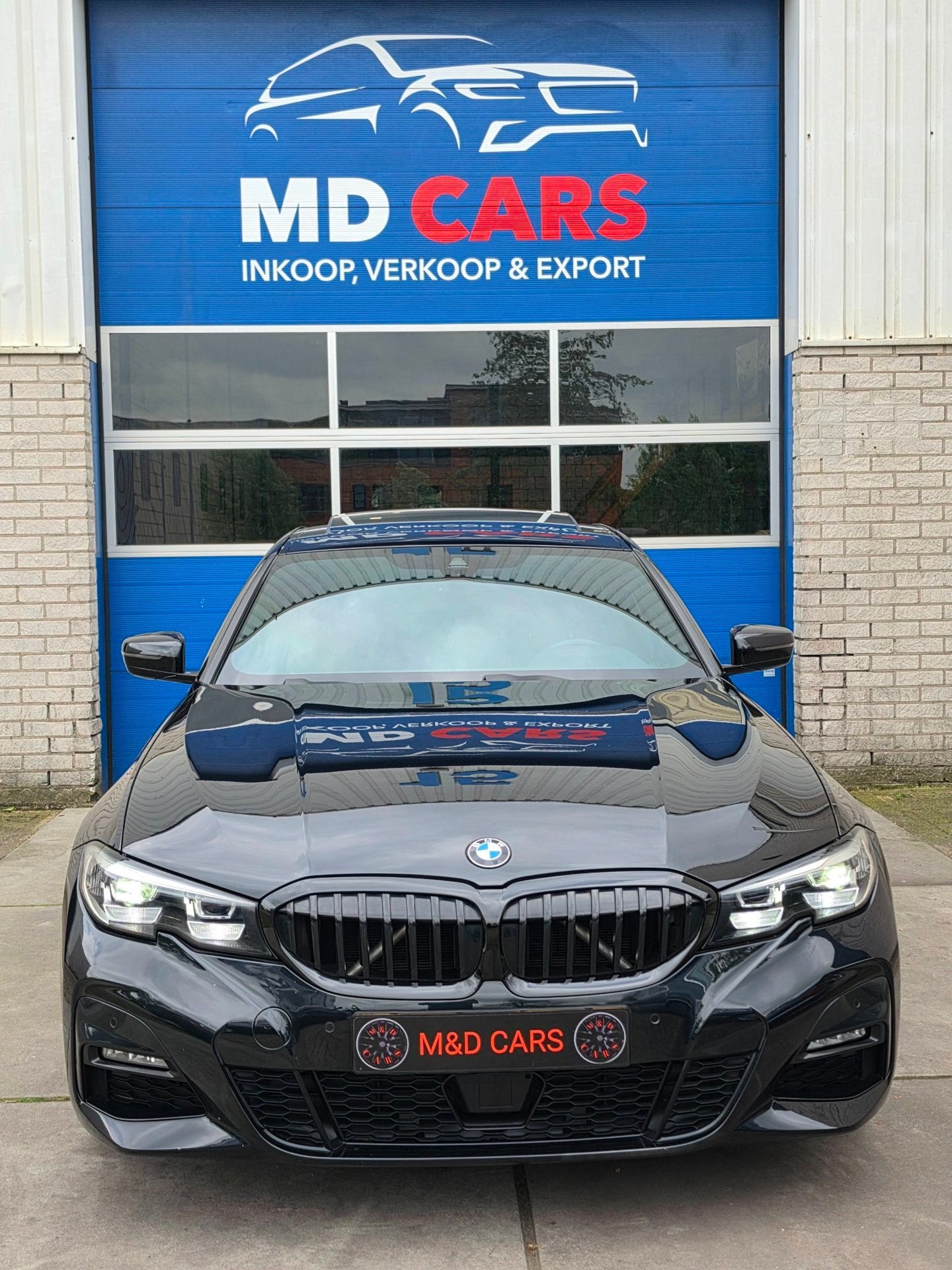 BMW 3-serie 330i High Executive AUTOMAAT/M PAKKET/SCHUIFDAK/, Automaat, 1998 cc, Achterwielaandrijving, Gebruikt