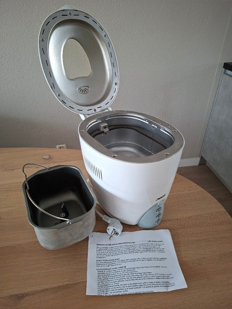 Princess Broodbakmachine - Zo goed als nieuw, Witgoed en Apparatuur, Ophalen, 800 tot 1200 gram deeg, Zo goed als nieuw, Zonder timer