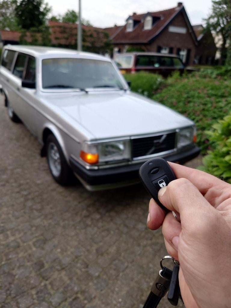 Volvo 240: Centrale deurvergrendeling (+ afstandsbediening!), Ophalen, Nieuw, Volvo