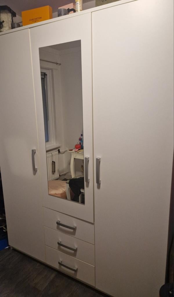 Kledingkast, Ophalen, 100 tot 150 cm, Zo goed als nieuw, 150 tot 200 cm