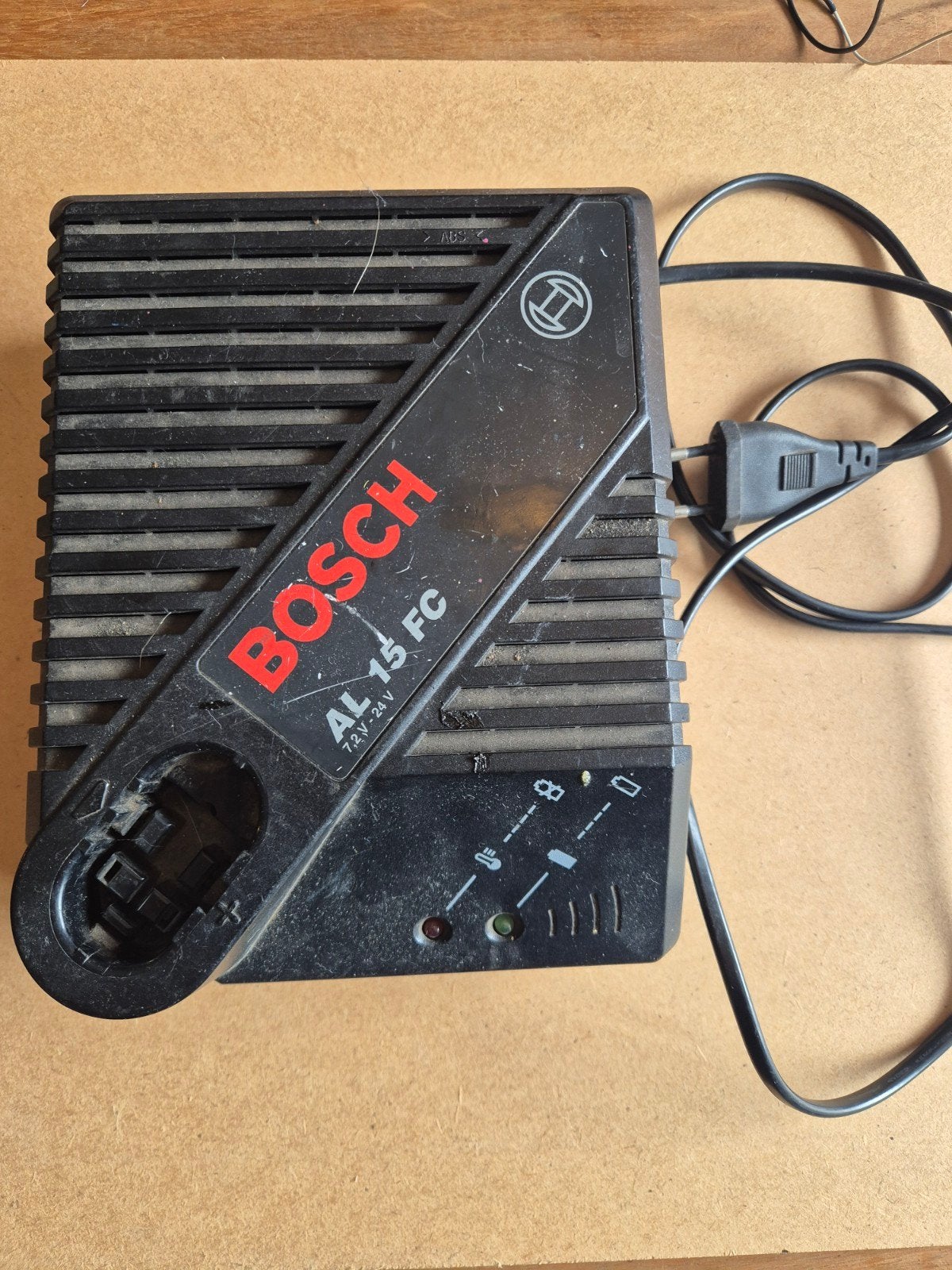 Bosch AL 15 FC Oplader voor 7.2V-24V Accu's, Ophalen of Verzenden, Gebruikt, Overige typen