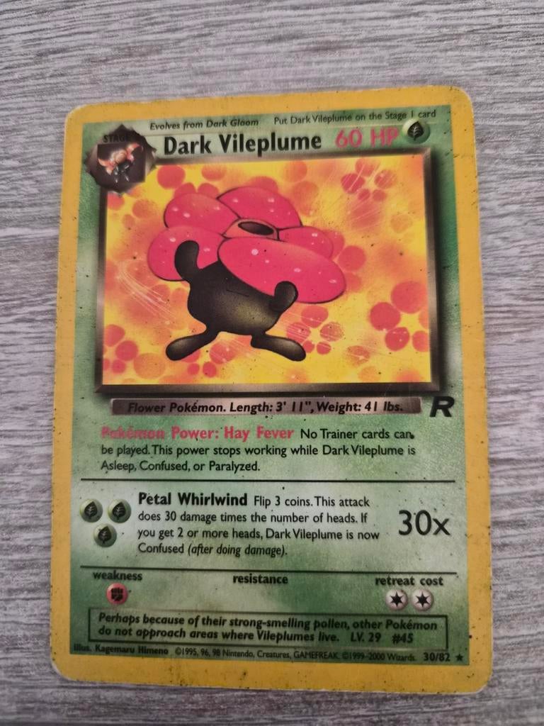 Dark Vileplume non holo rocket 30/82, Ophalen of Verzenden, Gebruikt, Losse kaart, Foil