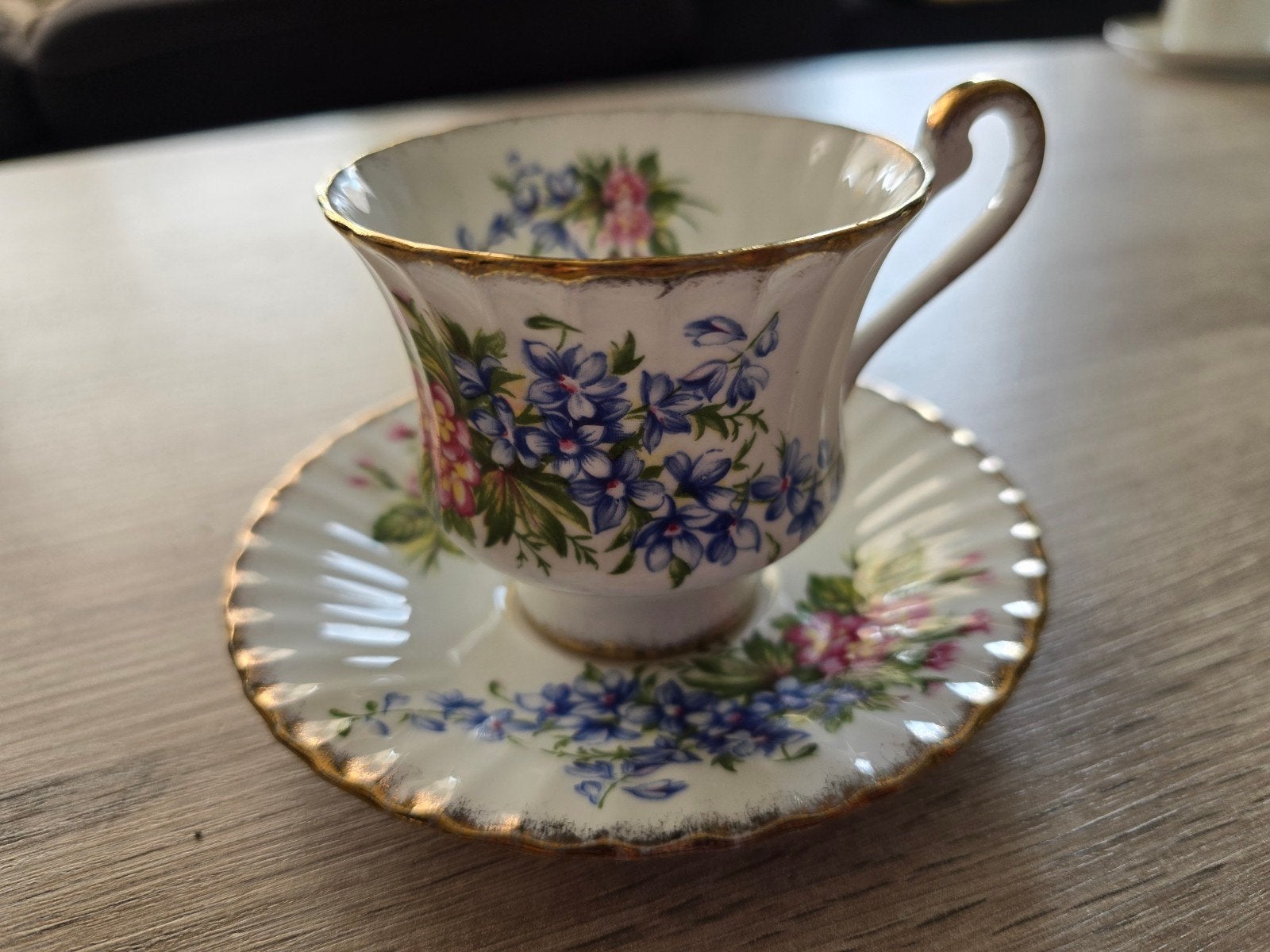 Vintage Paragon The Queen's China kop en schotel, Ophalen of Verzenden