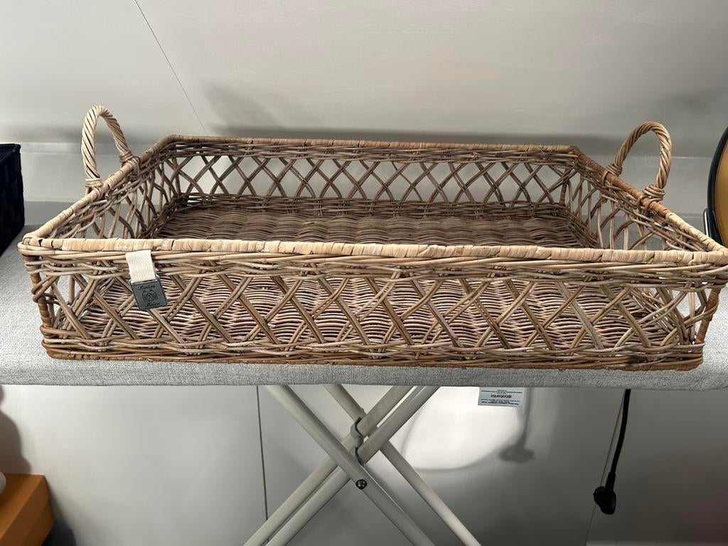 Riviera maison mand met handvatten, Ophalen, Mand, Zo goed als nieuw, Riet