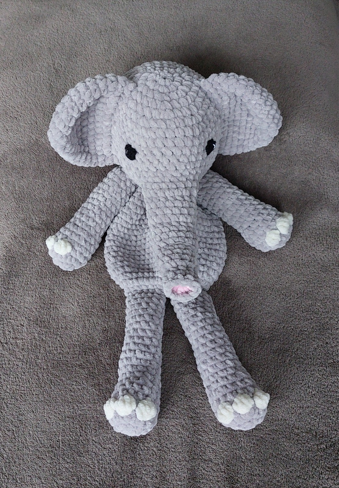 Knuffel Ollie olifant met chenille garen., Ophalen of Verzenden, Nieuw
