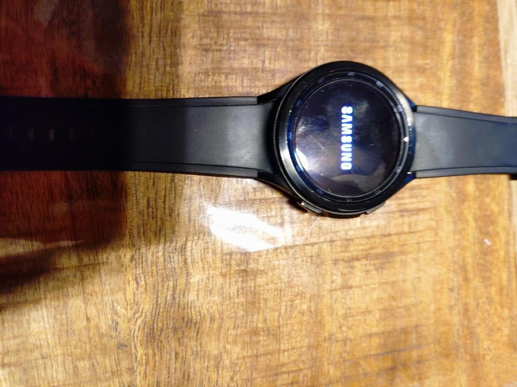 Samsung Galaxy Watch 4 Classic 46mm Zwart, Sieraden, Tassen en Uiterlijk, Smartwatches, Ophalen, Zwart, GPS, Zo goed als nieuw