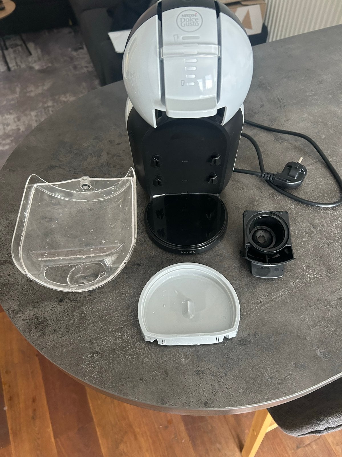 Nescafé Dolce Gusto Krups Piccolo XS Koffiezetapparaat, Koffiemachine, Ophalen of Verzenden, Zo goed als nieuw, 1 kopje