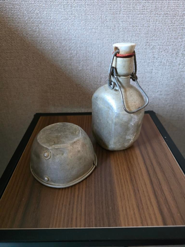 Vintage aluminium veldfles met beker - Militair/Outdoor, Ophalen of Verzenden