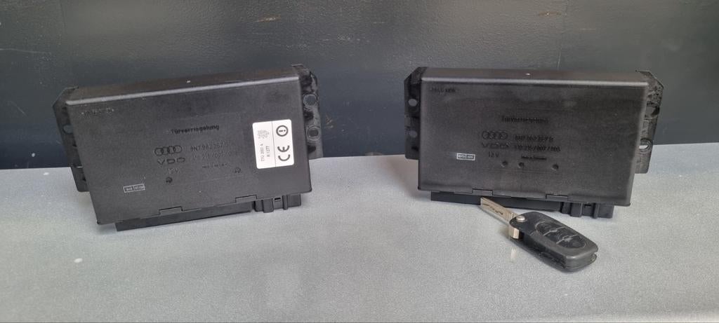 8N7 962 267 B / 8N7 962 267 C audi TT confort module mk1, Ophalen of Verzenden, Audi