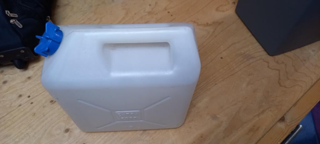 jerrycan waterkan 15 l, Ophalen, Zo goed als nieuw