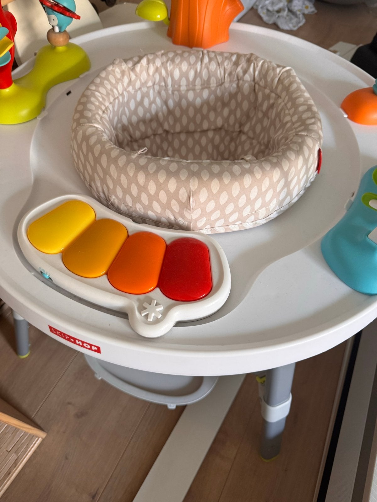 Skip Hop Activiteitentafel - Zo goed als nieuw, Kinderen en Baby's, Speelgoed | Babyspeelgoed, Ophalen, Zo goed als nieuw, Overige typen