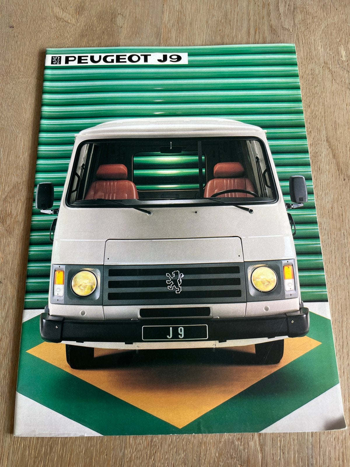 Peugeot J9 brochure, Ophalen of Verzenden, Zo goed als nieuw, Peugeot