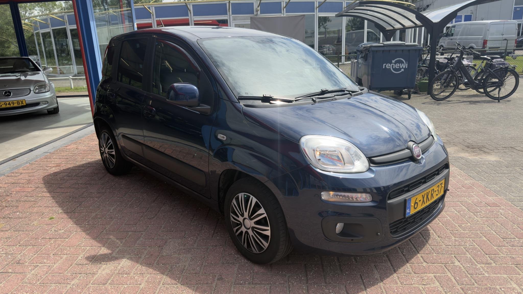 Fiat Panda 0.9 TwinAir Lounge AIRCO STUURBEDIENING, Voorwielaandrijving, Stof, Gebruikt, Panda
