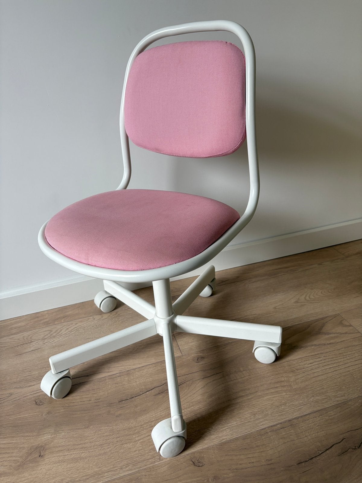 Orfjall kinderbureaustoel roze / wit, Ophalen, Zo goed als nieuw, Roze, Bureaustoel